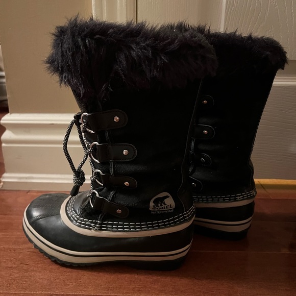 TWO Pairs of Kids Sorel Boots - Picture 4 of 8